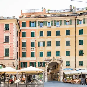 Отель La Piazzetta