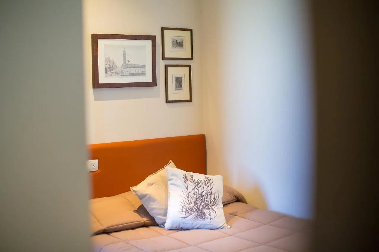 **  Guest House Bella Onda Italy