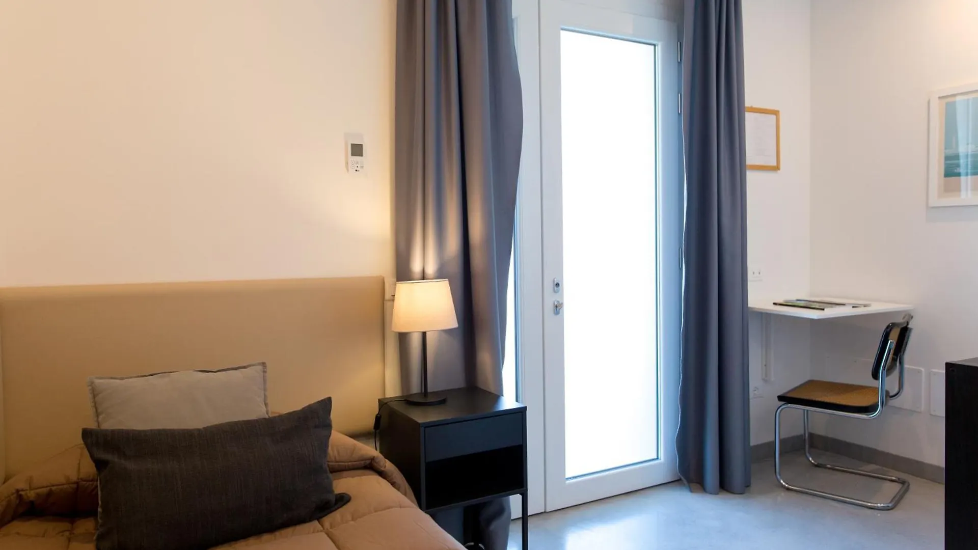 Guest House Bella Onda Tessera Italië