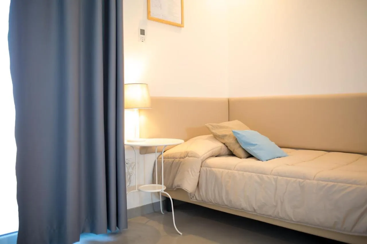 **  Guest House Bella Onda Tessera Italië